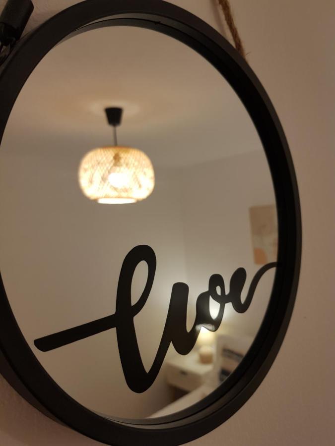 Ferienwohnung Charming Hideaway In The Heart Of Timisoara! Exterior foto